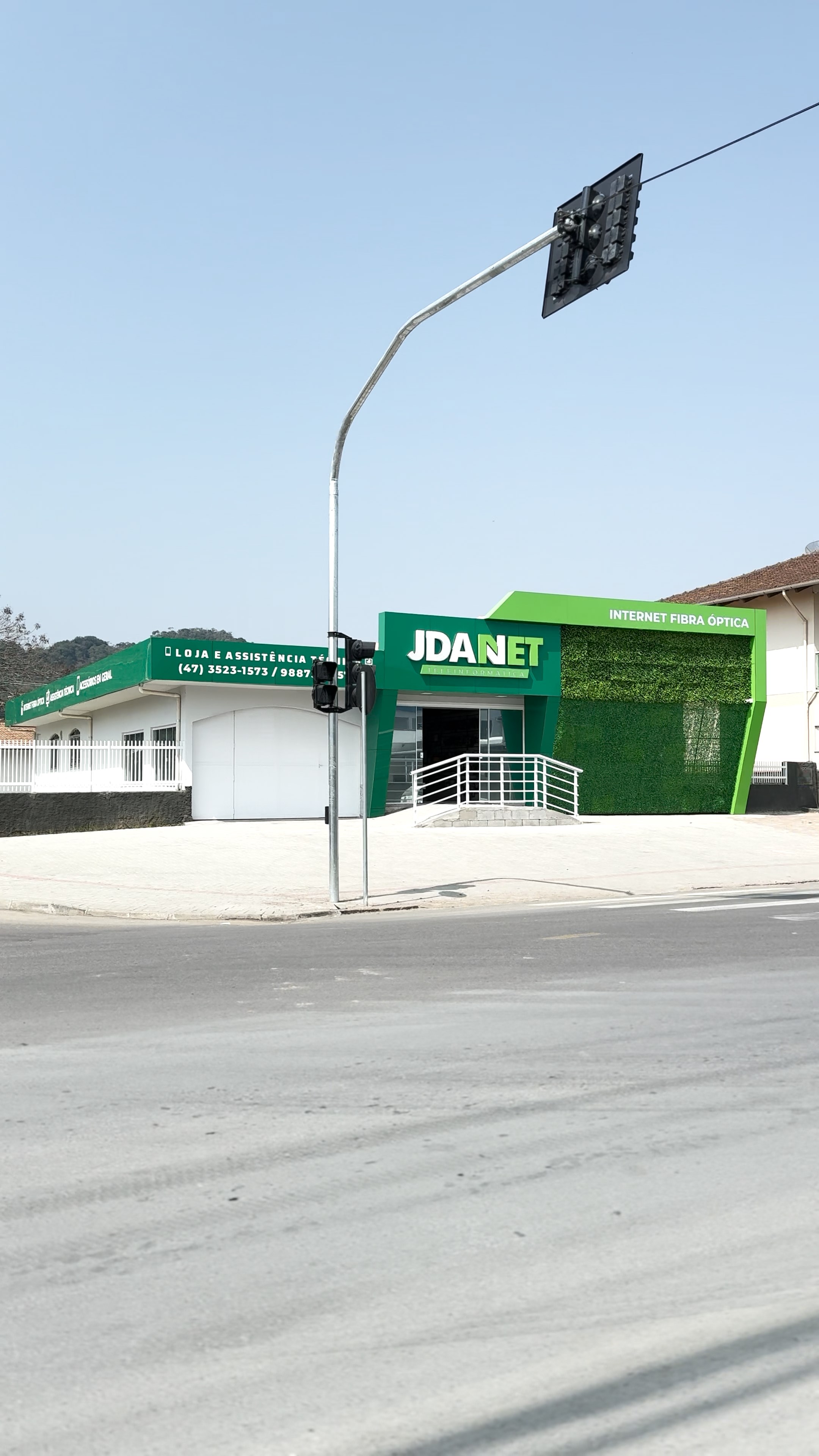 Fachada da loja JDANET Teleinformática em Lontras, SC